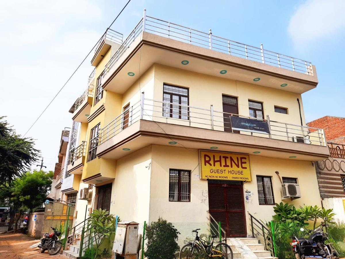 Rhine Guest House Агра Екстериор снимка